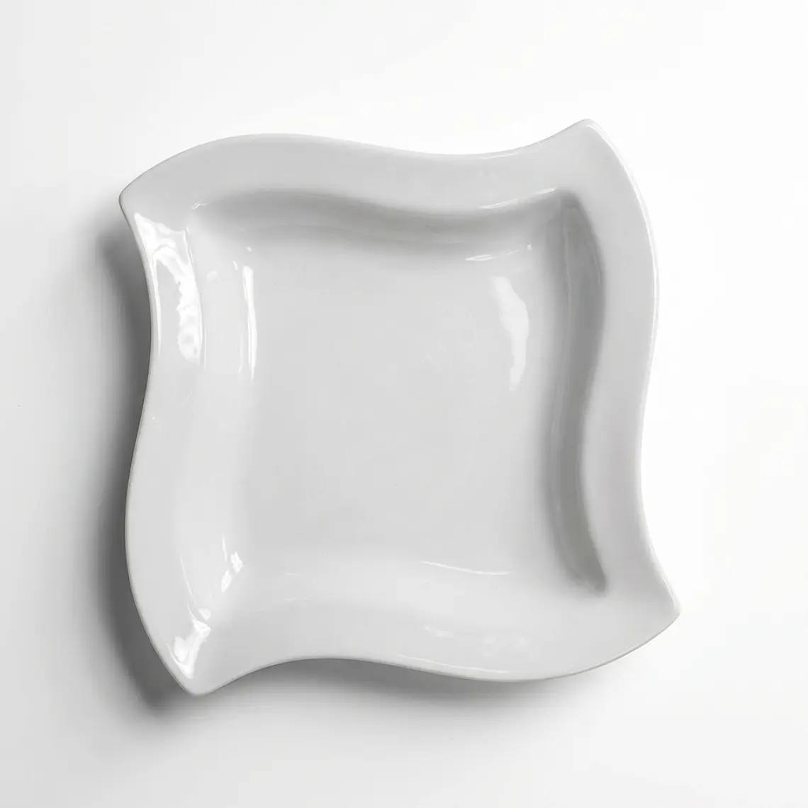 PLATO TENDIDO LOZA CUADRADO BLANCO 8