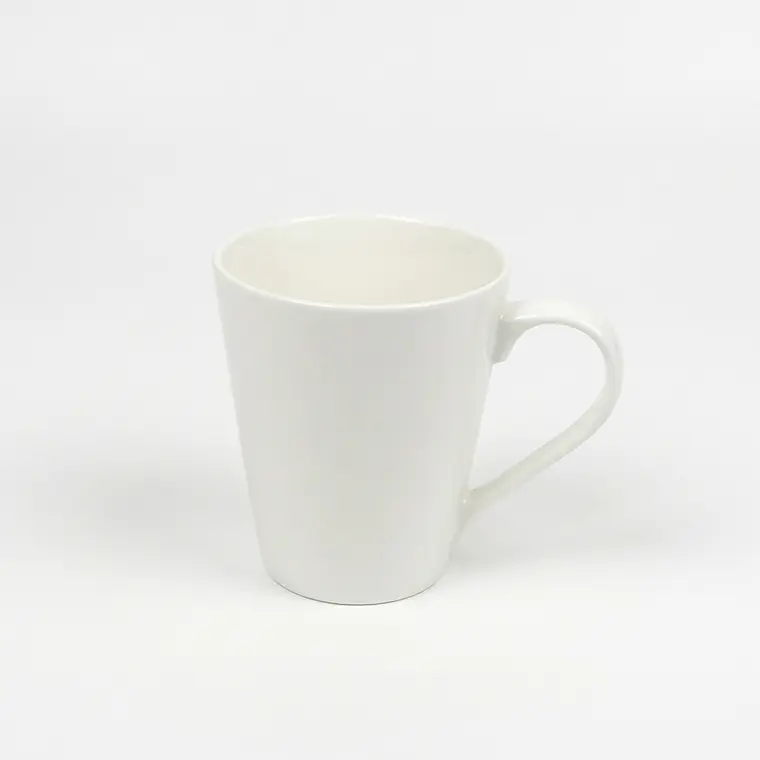 JARRO CONICO LOZA BLANCA 352 ML 1