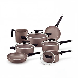 JUEGO DE 11 PZAS DE BATERIA DE COCINA MILAZZO (SARTEN 20/24 + CACEROLA 16/18 + OLLA 20/24 + HERVIDORA 1.9 L)