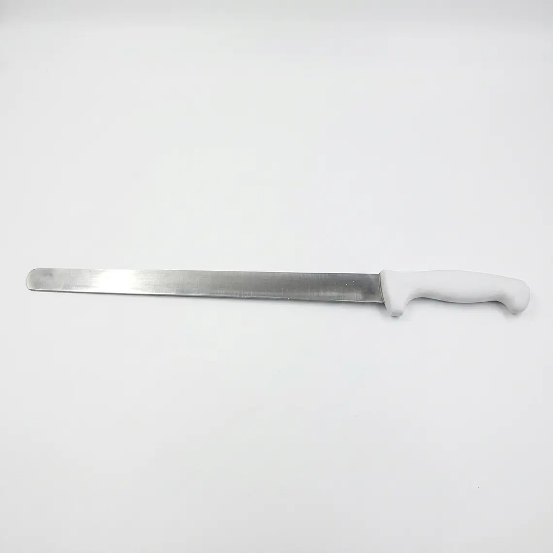 CUCHILLO PARA PAN M/PLASTICO - 12