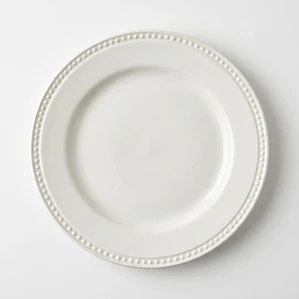 PLATO TENDIDO BLANCO C/PUNTOS RELIEVE (21 x 21 x 2) CM - 8