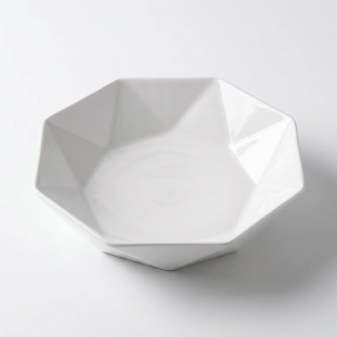 PLATO SOPERO LOZA DIAMANTE (22.3 X 4.2) CM 1