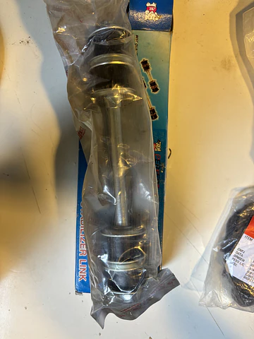 Par de Bieletas Nissan