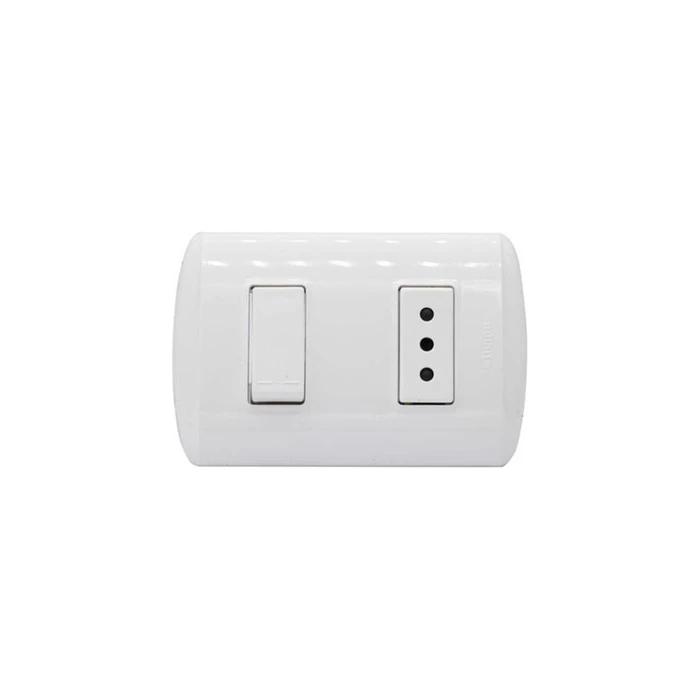 Interruptor 9/12+ Enchufe 10a 220v Blanco Bticino Modus Plus 1