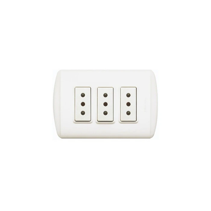 Enchufe Triple 2p+t 10a 250v Blanco Emb Bticino 1308bn