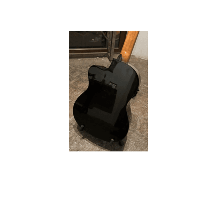 Guitarra electroacústica Nylon Admira Sara  6