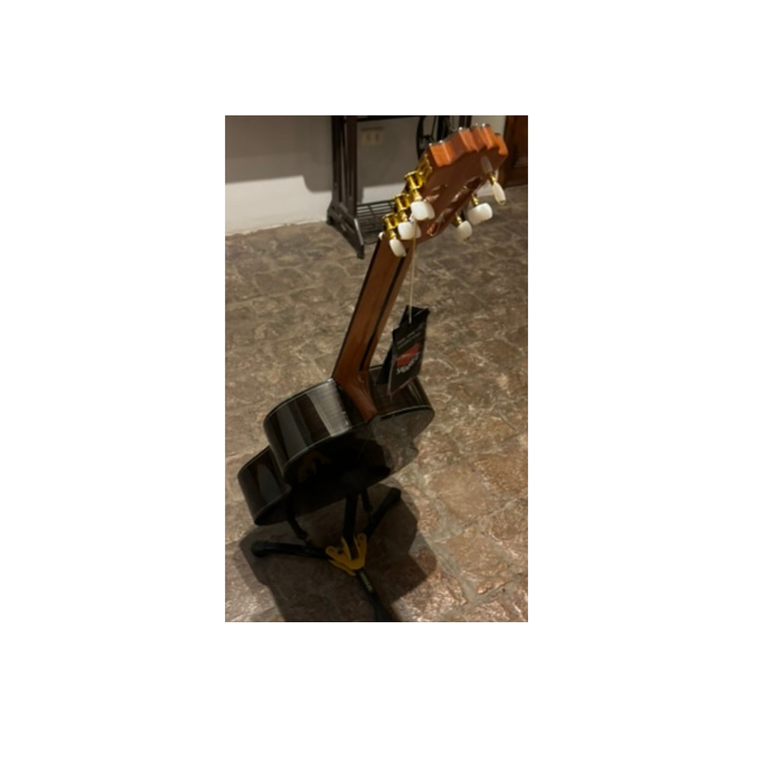 Guitarra acústica Nylon Admira A6 5