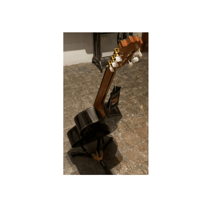 Guitarra acústica Nylon Admira A6 5