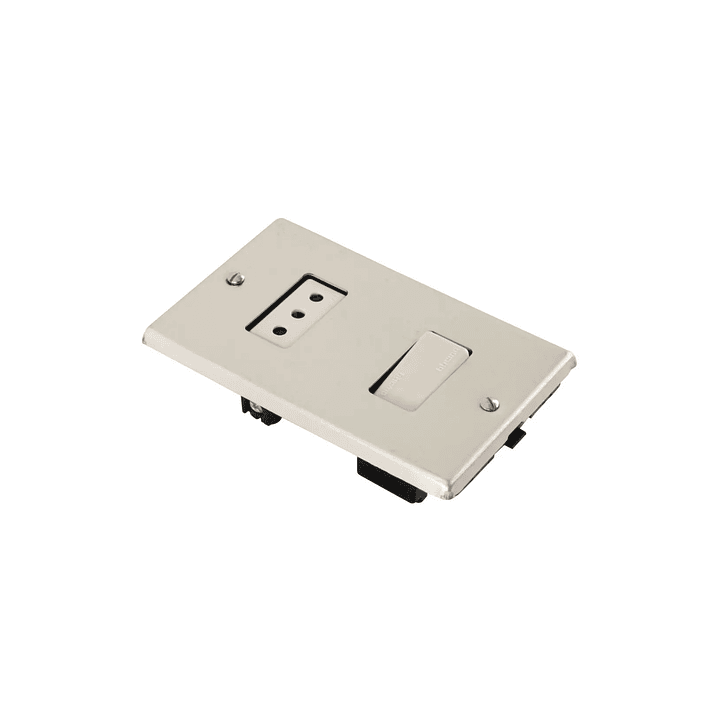 Interruptor 9/12 + Enchufe 10A Magic Oxidal Biticino 2