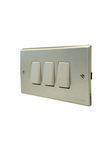 Interruptor tripe 10A Magic Oxidal 5001/3K