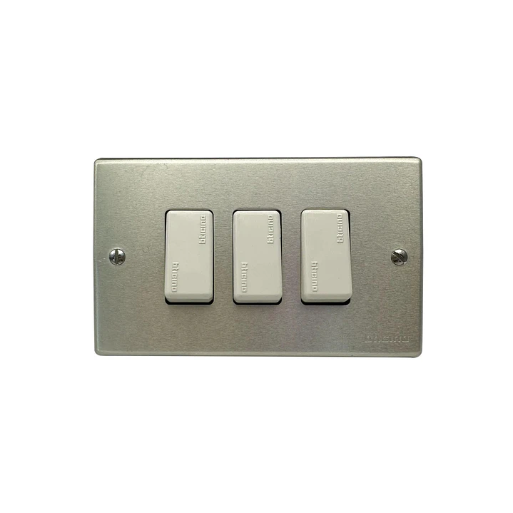 Interruptor tripe 10A Magic Oxidal 5001/3K 1