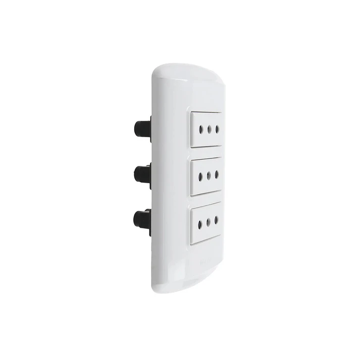 Enchufe Triple 10A Blanco Modus Plus 1308BN Bticino 1