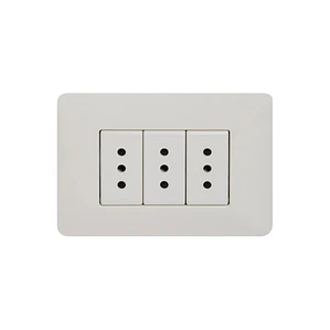 Enchufe triple 10A Matix Blanco SAM5113U3BNF