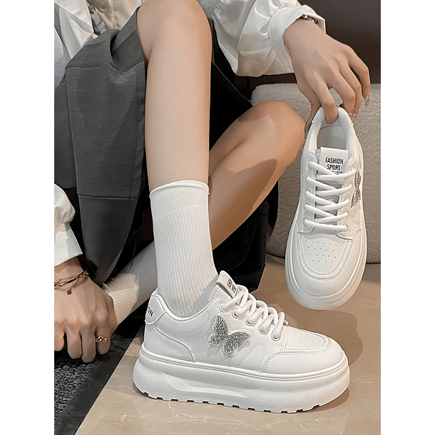 Zapatillas casuales blancas con suela gruesa, de moda, de suela plana 8