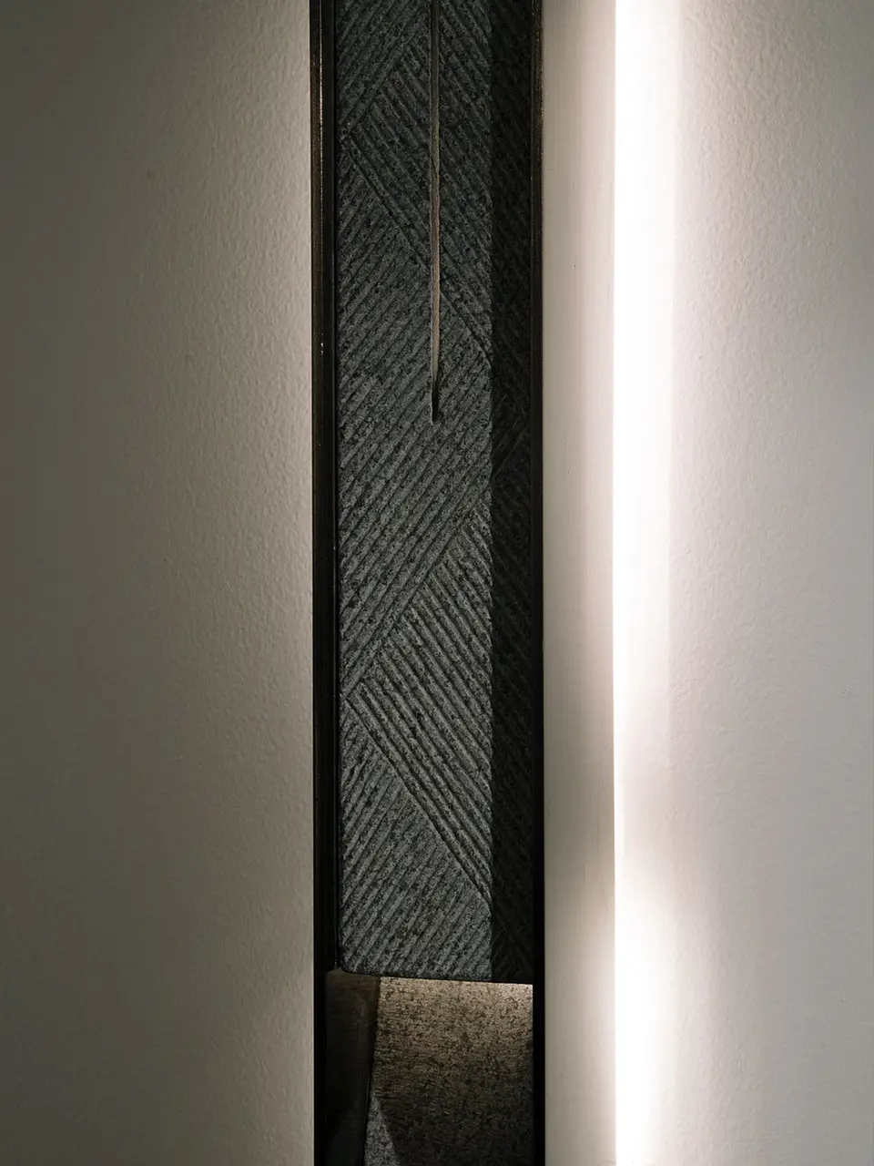 SMALL STEEL WALL LIGHT 3
