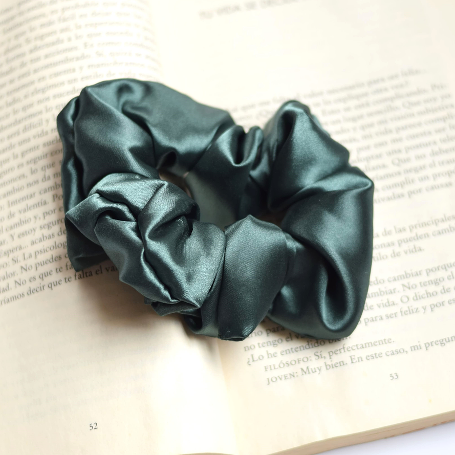 Scrunchie - Moña verde 1