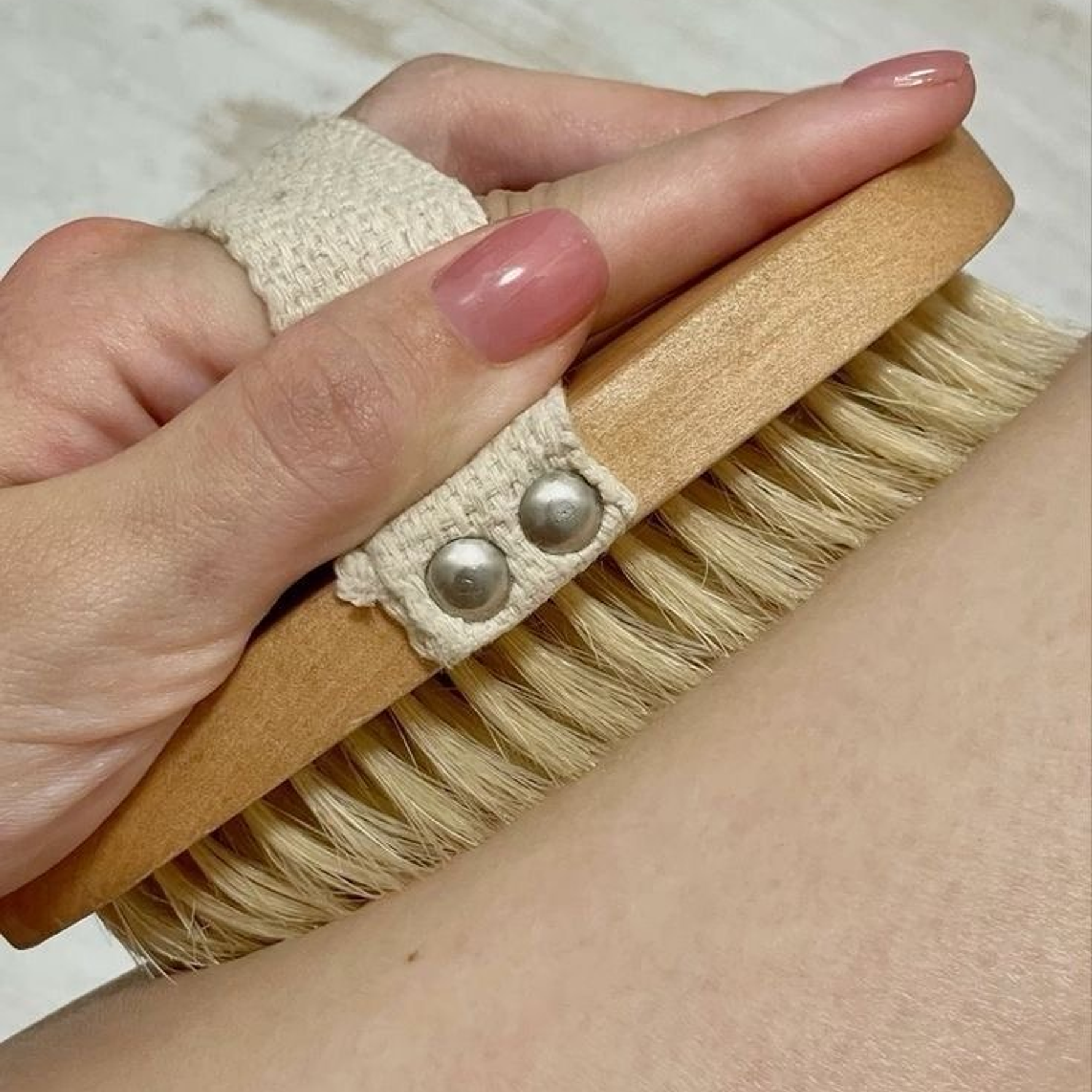 CEPILLO MASAJEADOR  2