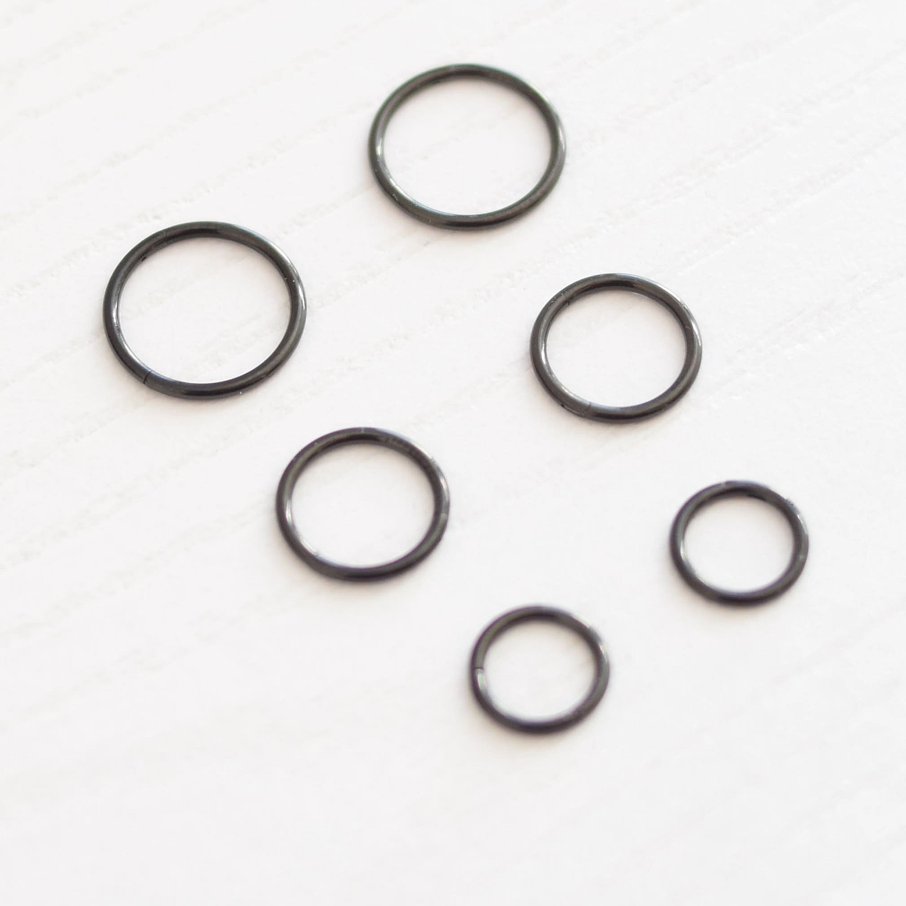 SET 3 PARES DE ARGOLLAS CLICKER NEGRAS 1