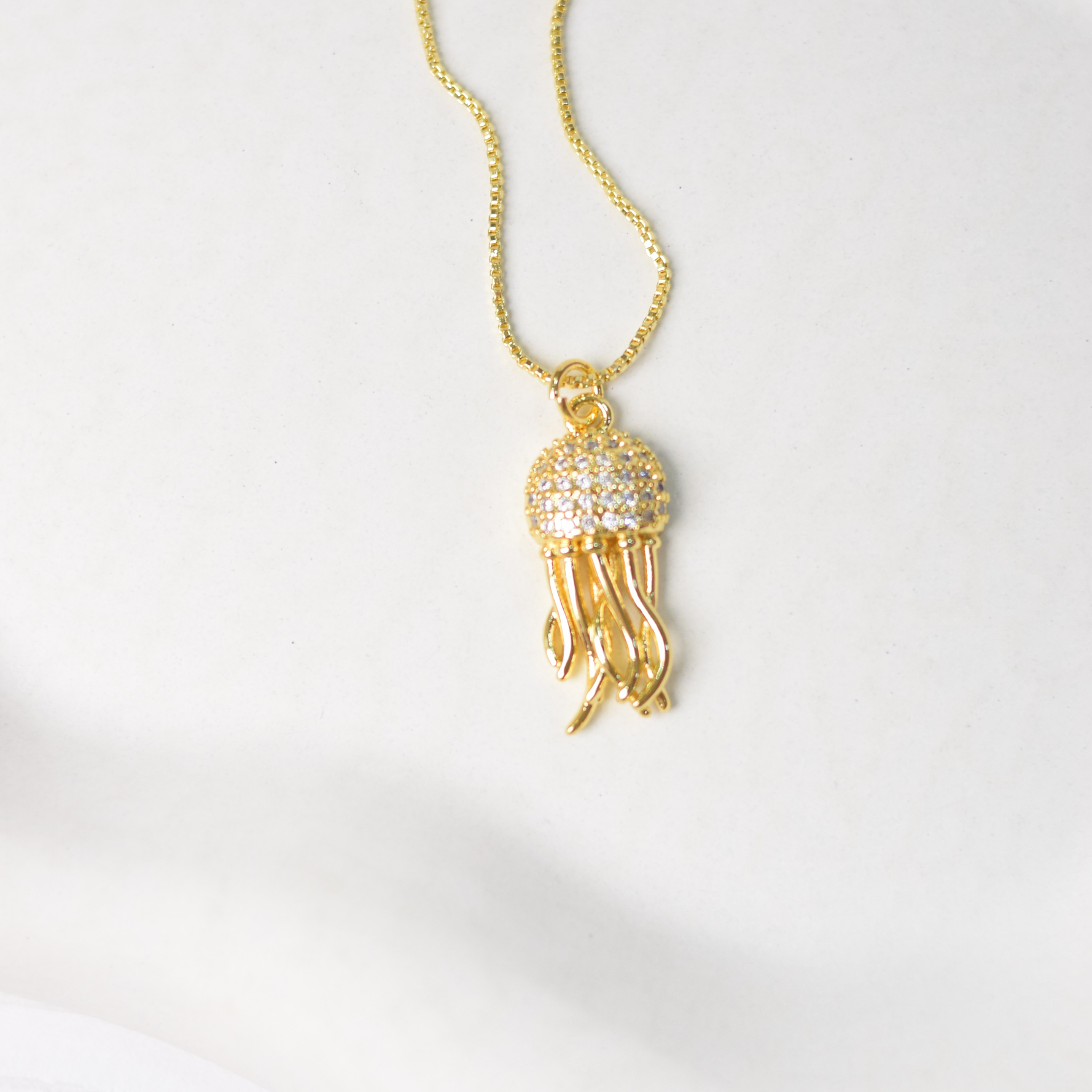 CADENA MEDUSA CIRCONES