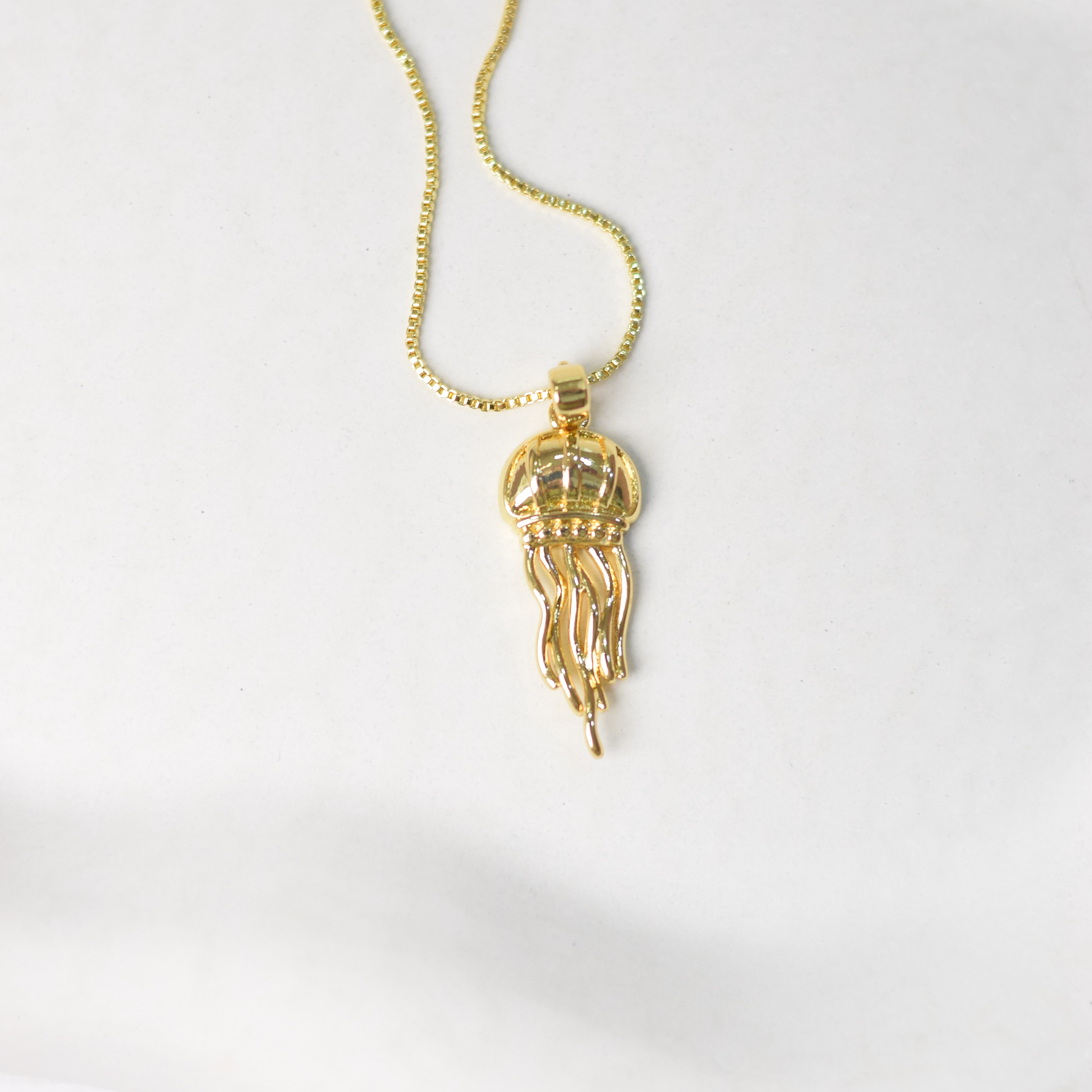 CADENA MEDUSA DORADA