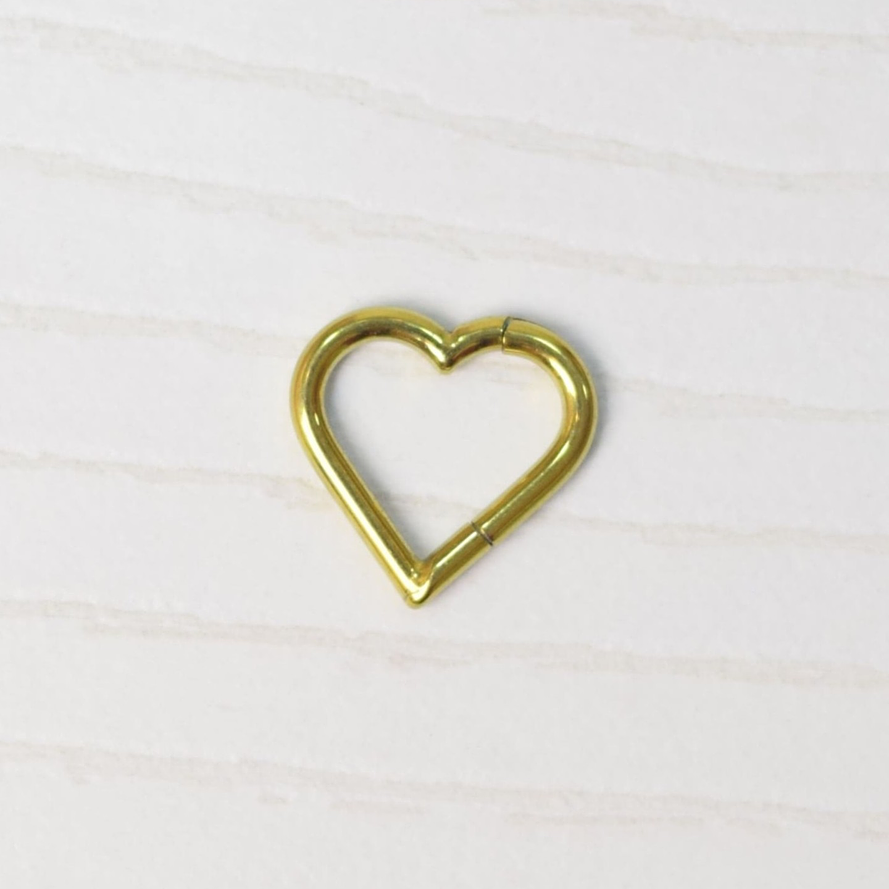 ARGOLLA CORAZON TITANIO 1