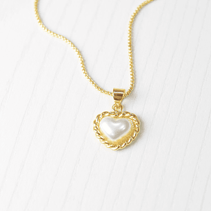  CADENA Y ARETES CORAZON PERLA