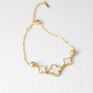 PULSERA TREBOL NACAR