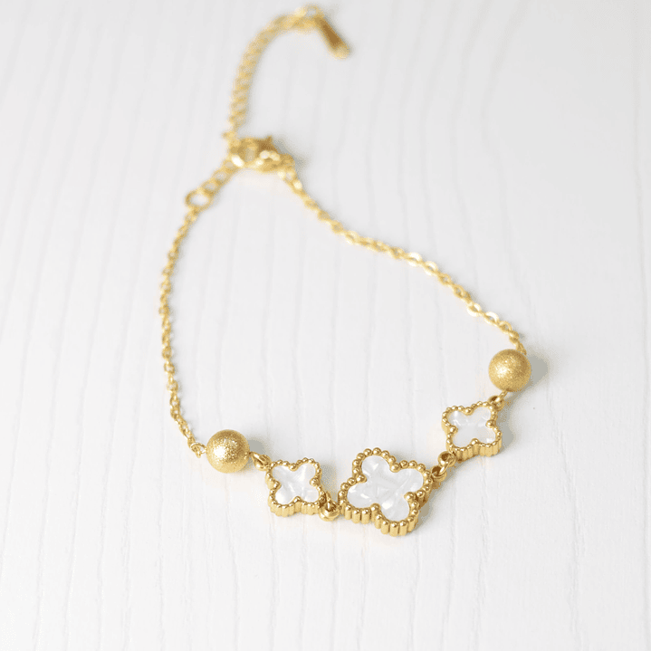 PULSERA TREBOL NACAR