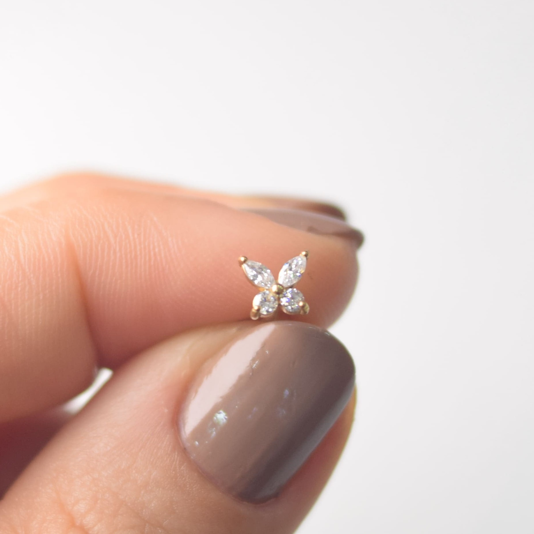 LABRET MARIPOSA CIRCON 2