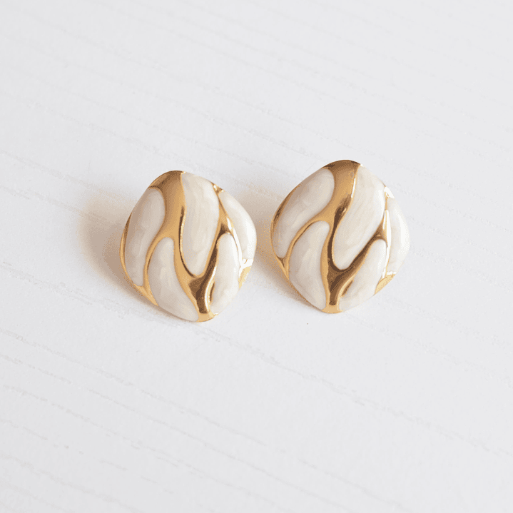 ARETES TOPO NACAR DORADO