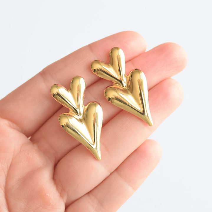 ARETES TOPO CORAZON ACERO