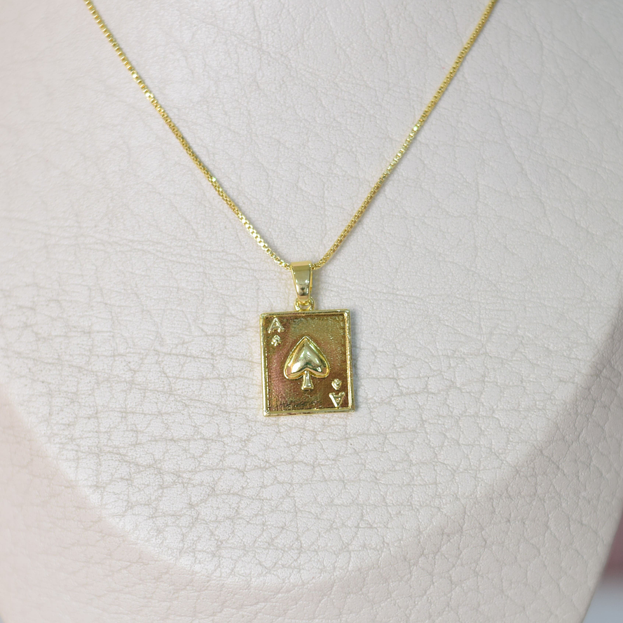 CADENA CARTA A DE CORAZONES