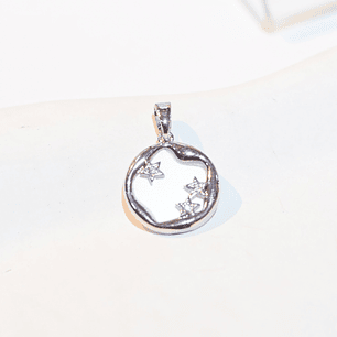 DIJE MEDALLA NACAR ESTRELLAS PLATEADA