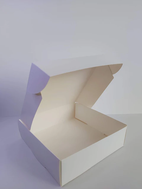 caja autoarmable blanca 20x20x6 cm cartulina und