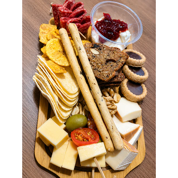 Desayuno Premium + Tabla de Picoteo Día del Papá 2