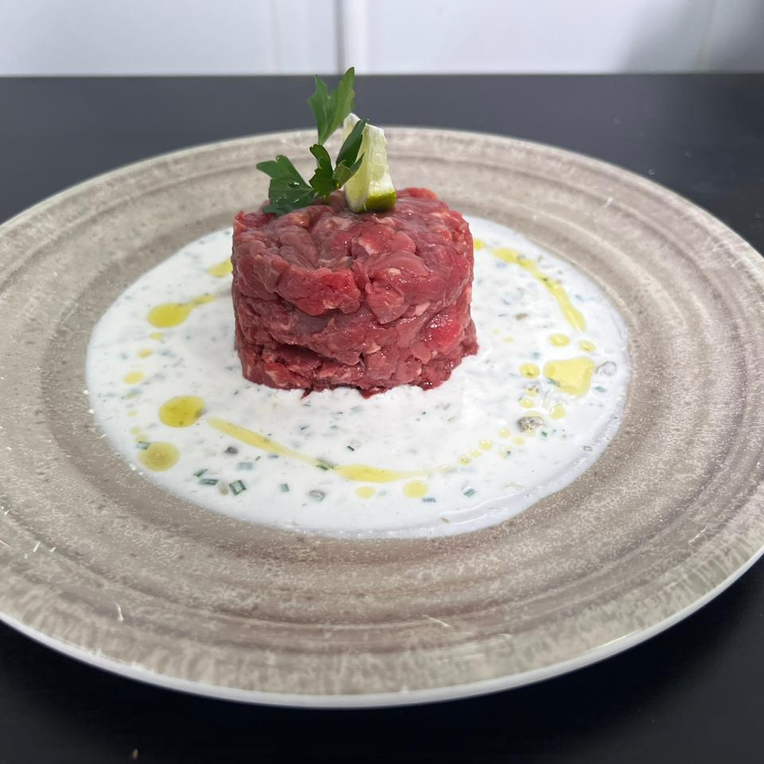 Crudo Filete Salsa Griega  1