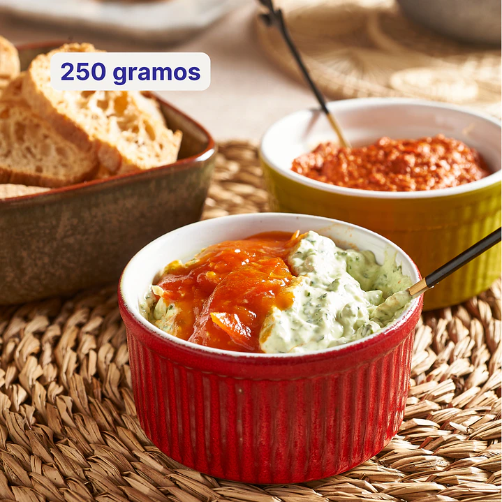 Dip Cilantro y Tomate Confitado  1