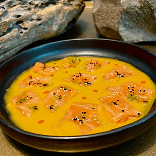 Tiradito Salmon Thai 