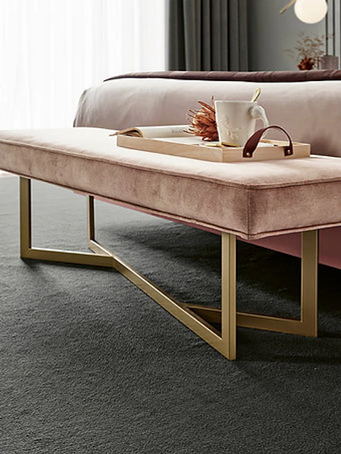 Amora Stool