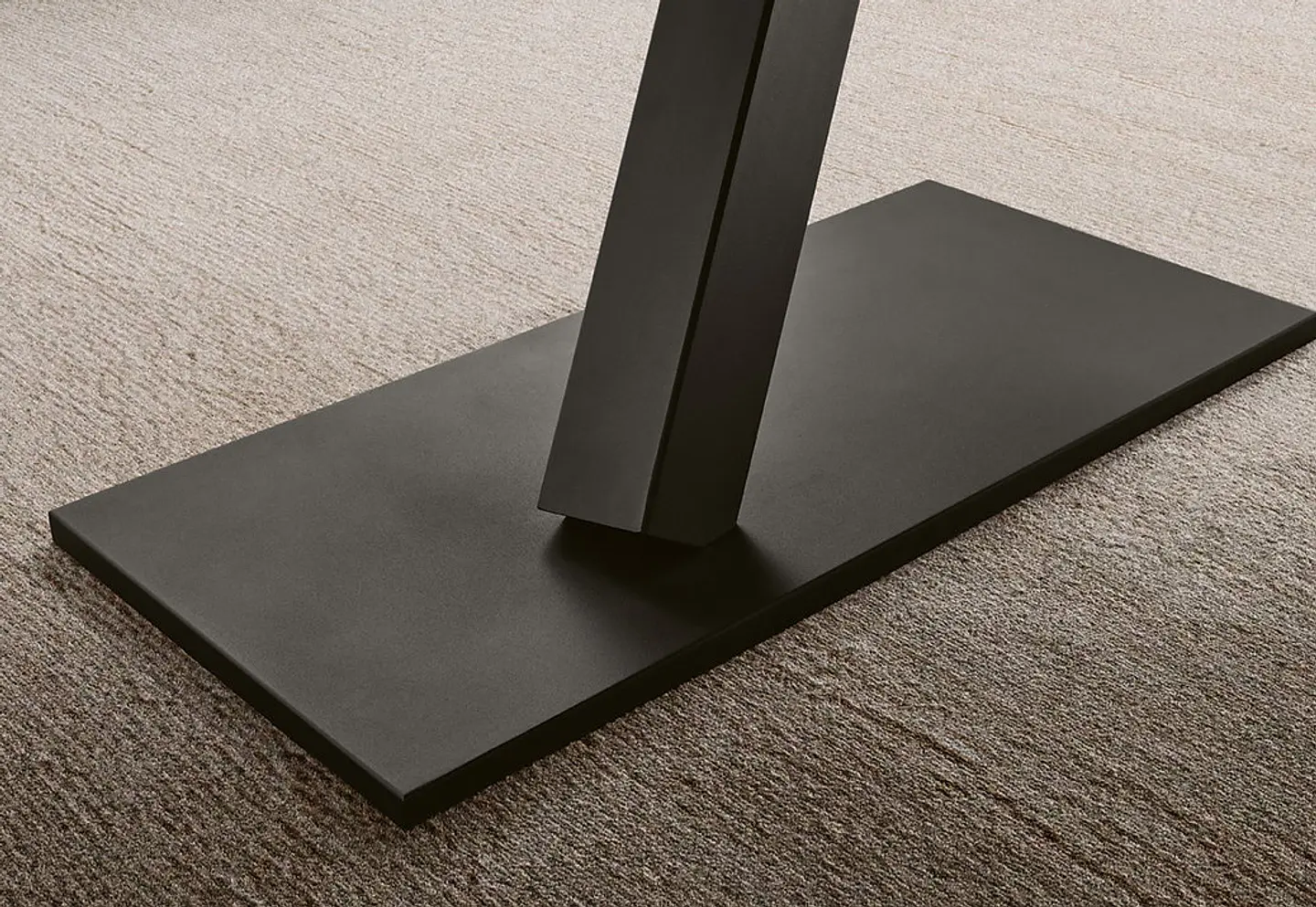 Mesa de Jantar Corvo 5