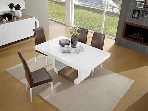 Gabrielle Extendable Dining Table