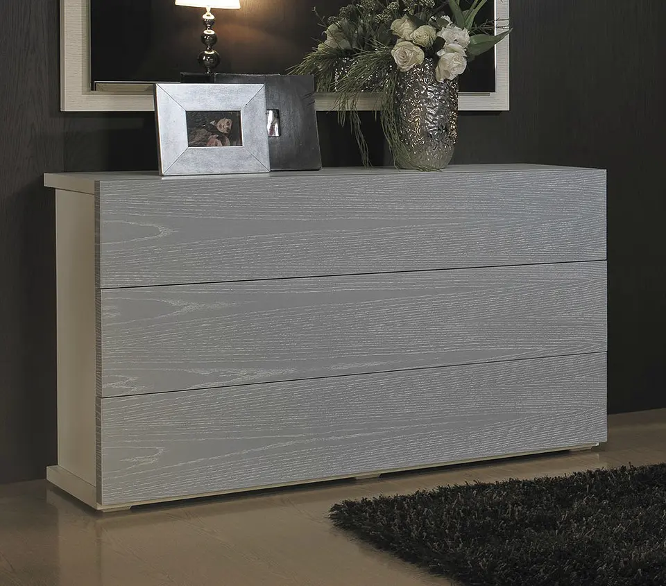 Chest of drawers Dubai 1