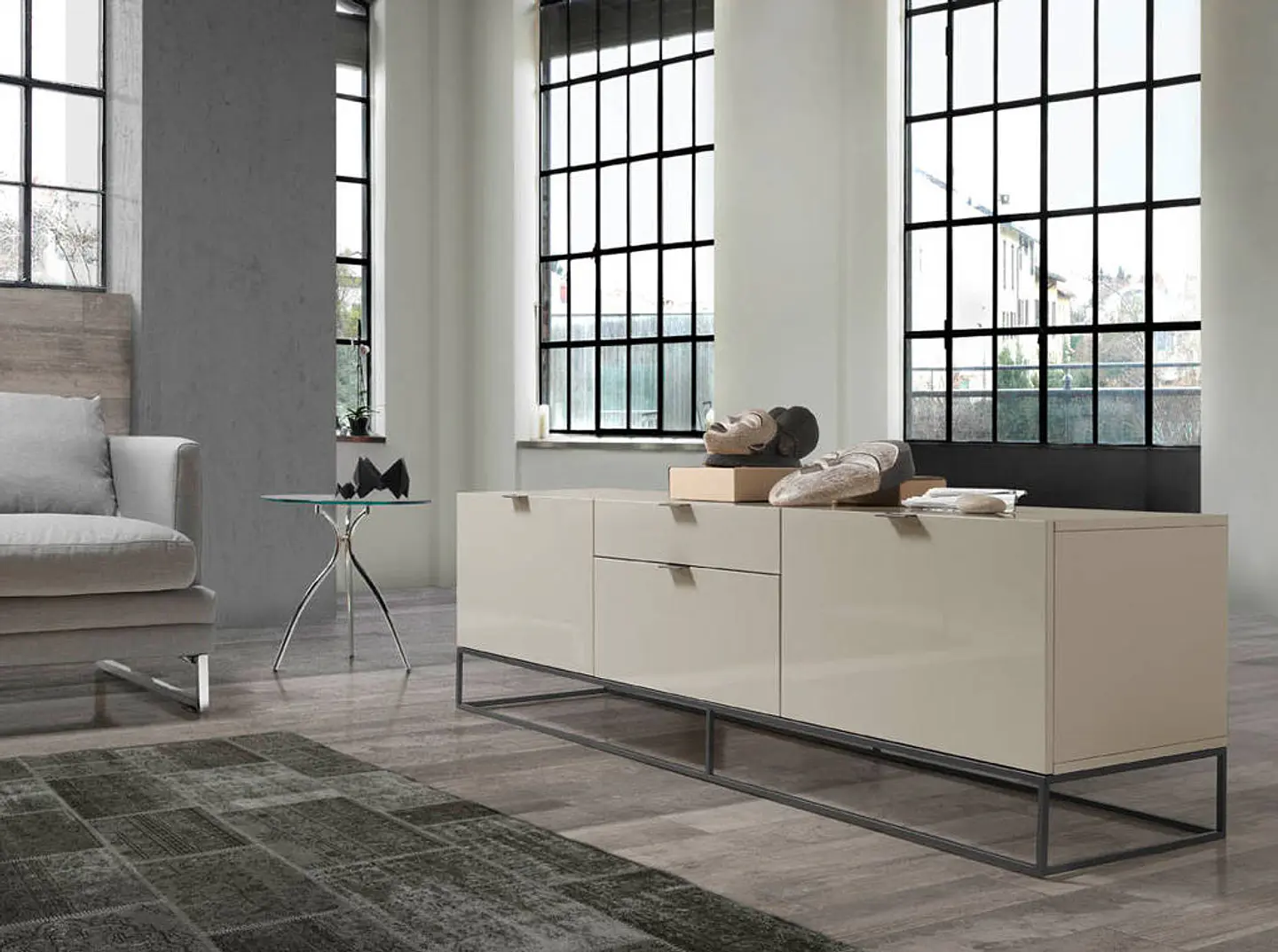 Mueble TV lacado con estructura de acero negro. 3