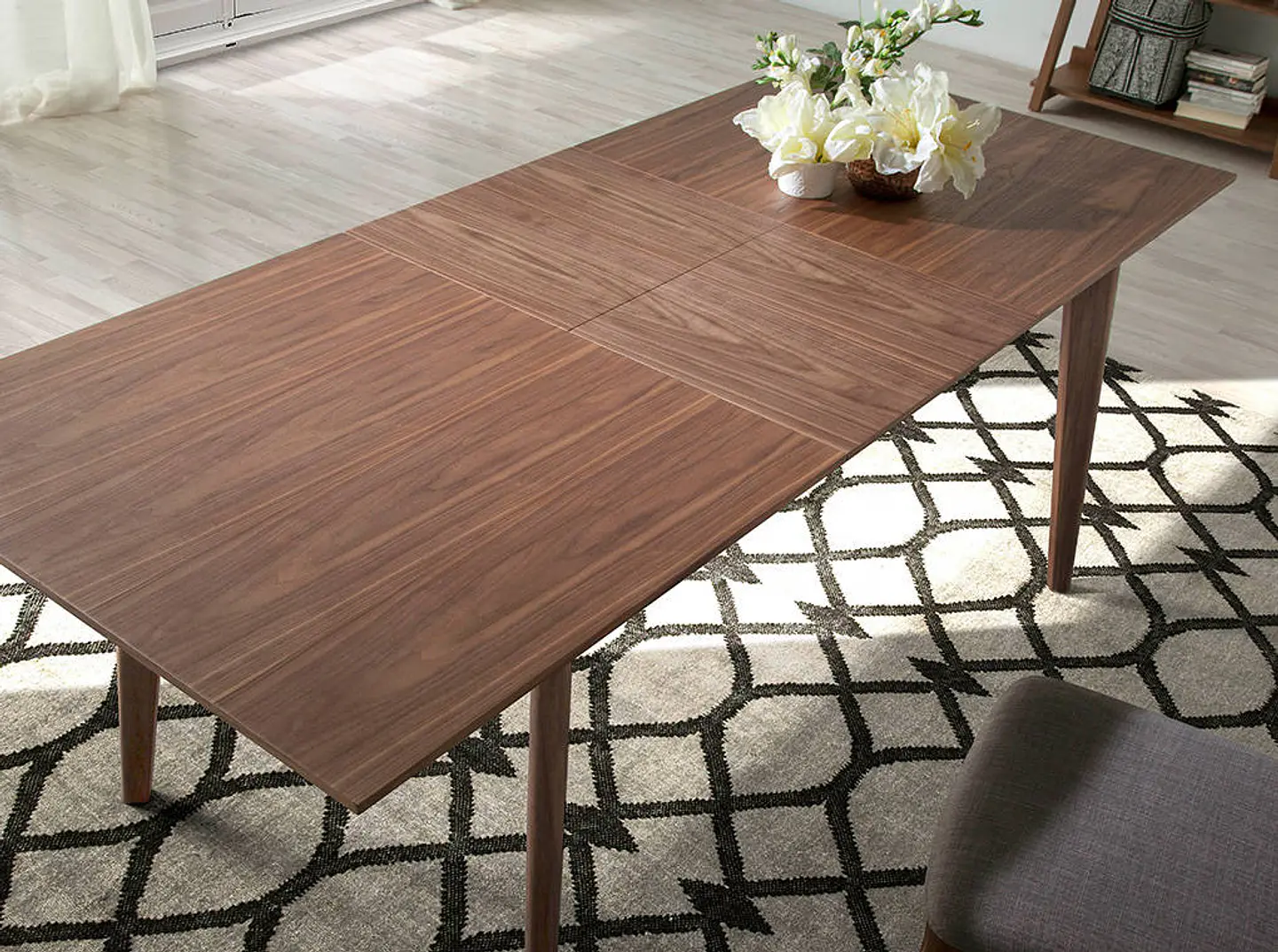 Extendable Dining Table 706 2