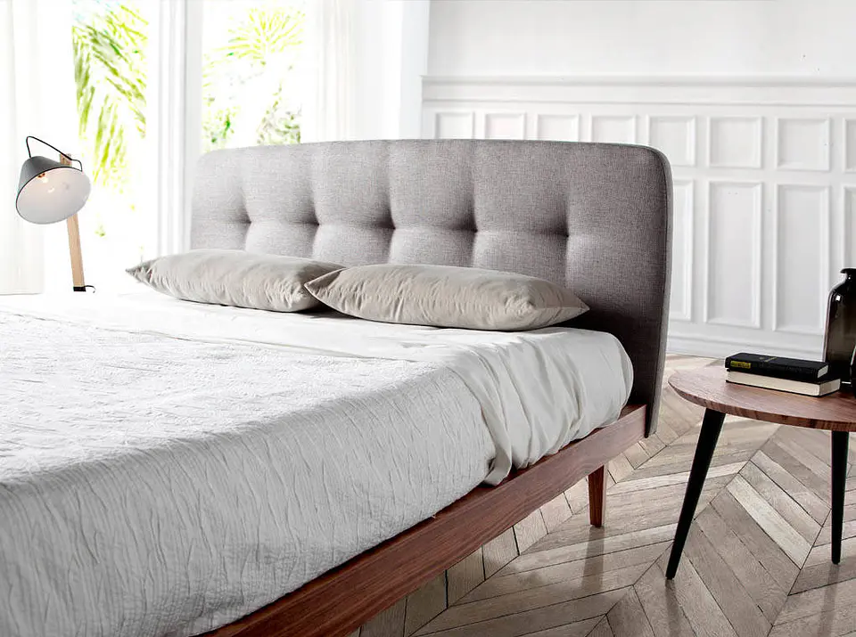 Cama 1702B 3