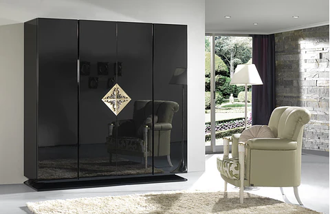 Chambre Noir Brillant / Or M183
