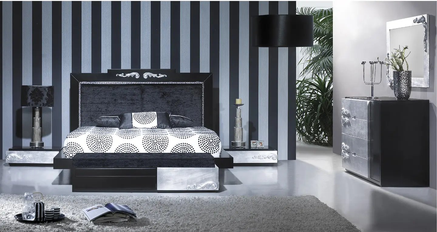 Bedroom Black / Silver M165 1
