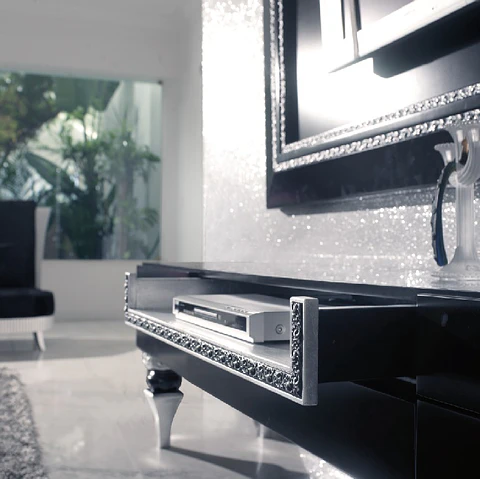 White / Silver Living Room M155