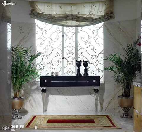 Console Black / Silver M159