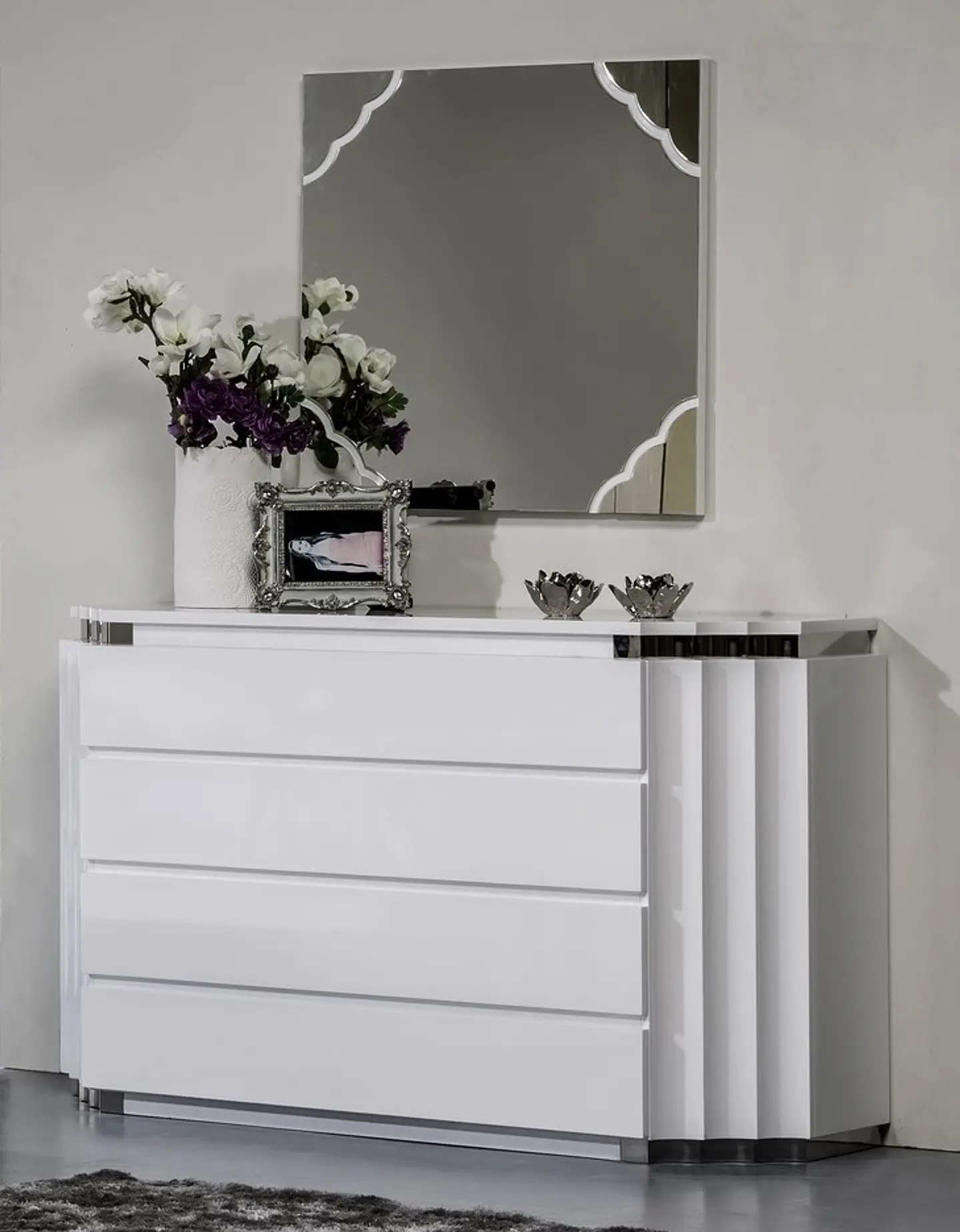 Cómoda Pop Collection Blanco brillante con acero inoxidable 1
